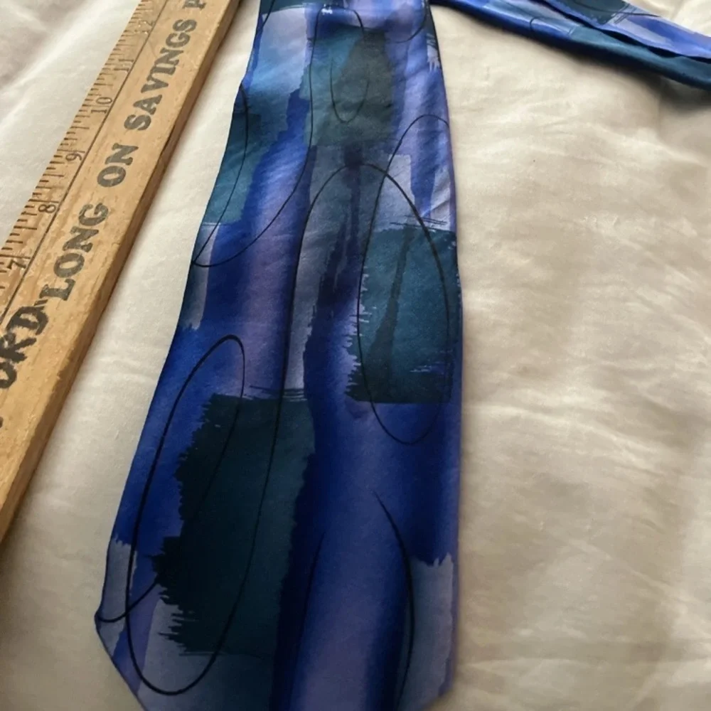 Silk tie Moon Mountain 2008 by Jerry Garcia collection 46  men’s tie NWOT